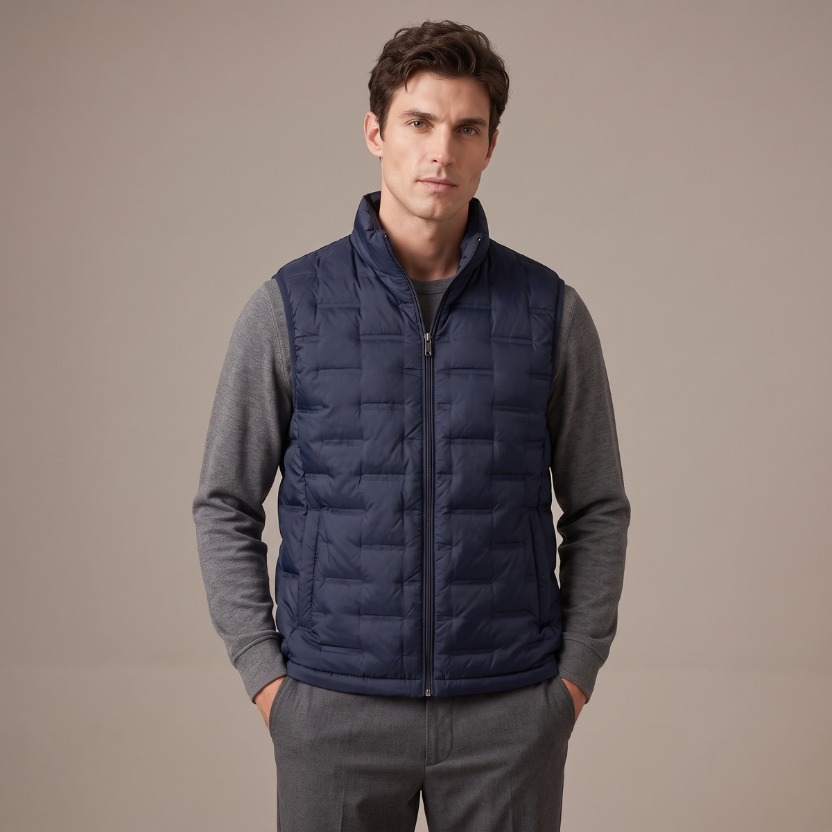 Men's reversible down gilet in navy