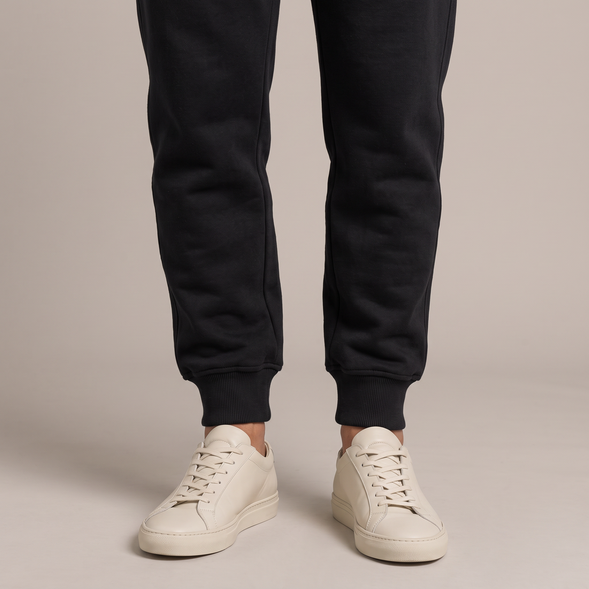 Close-up of the ribbed ankle cuffs, in black