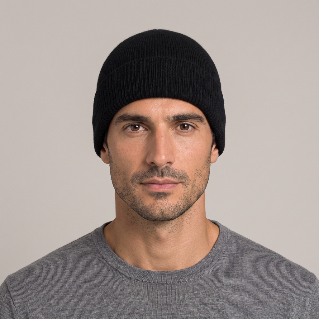 Men's wool beanie in black