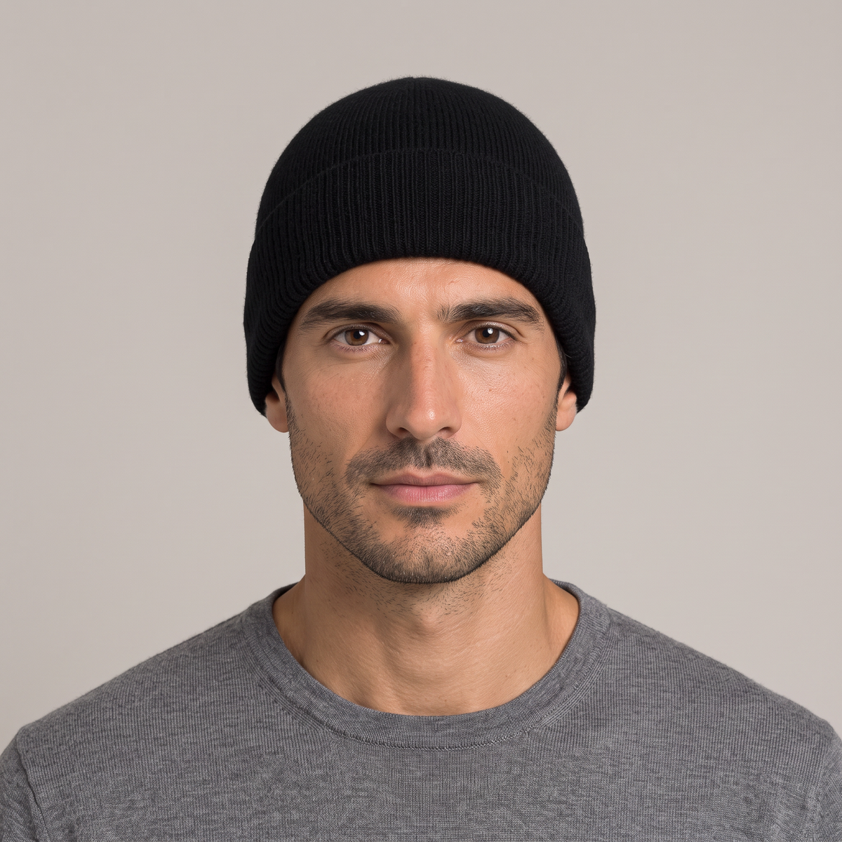 Men's wool beanie in black