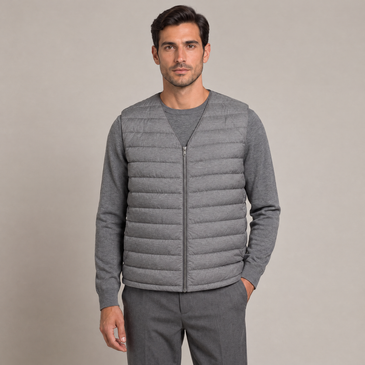 Men's lightweight down gilet in grey